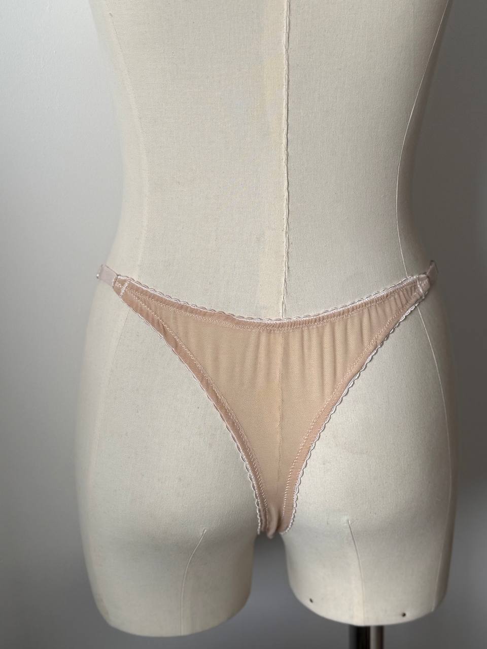 Set of 3 lace thongs